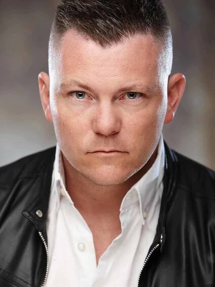 headshots-for-business-actors-social-media