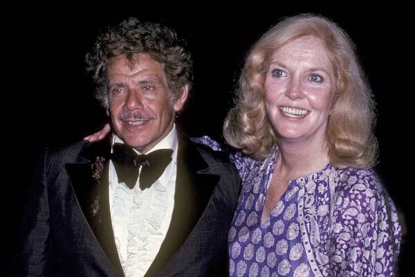 Jerry Stiller and Anne Meara attend the party for 33rd Annual Primetime Emmy Awards on September 13, 1981 at the Century Plaza Hotel in Century City, California.