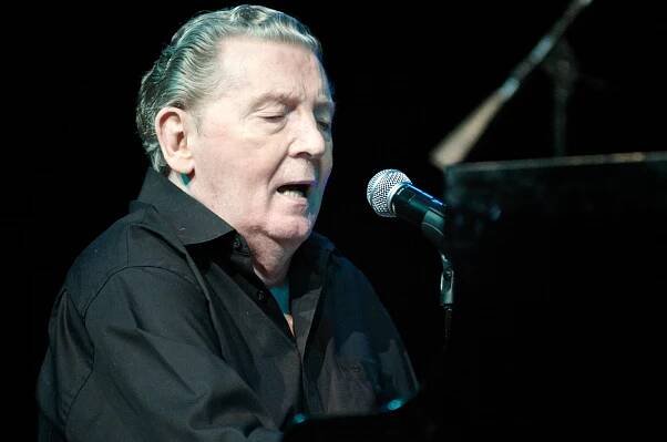 Soubor:Jerry Lee Lewis @ Credicard Hall 01.jpg – Wikipedie