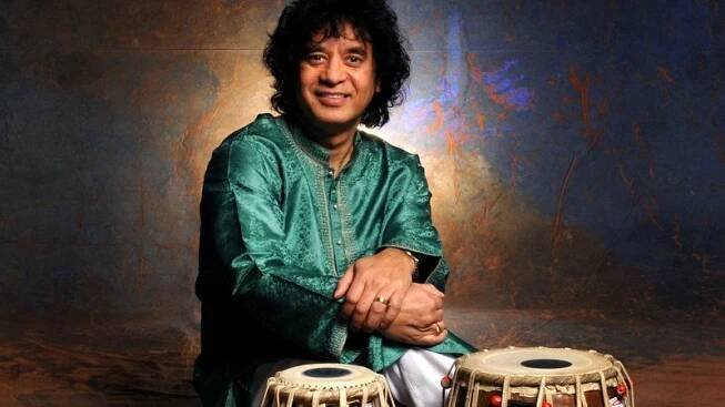 Zemřel Zakir Hussain
