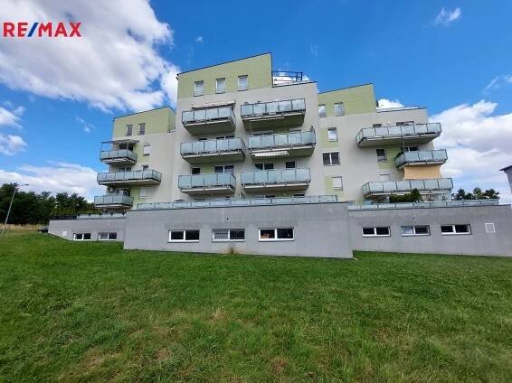 Prodej bytu 1+kk v osobním vlastnictví 79 m², Rousínov | Reality RE/MAX