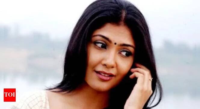 Kamalinee Mukherjee reveals why she stepped away from Telugu cinema after 'Govindudu Andarivadele'; says 'I felt hurt'