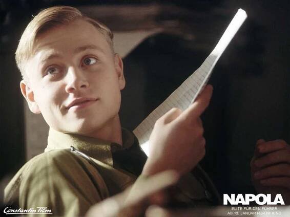 Max Riemelt