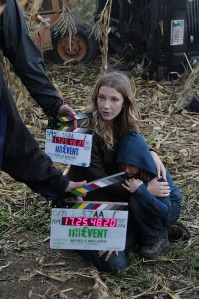 Sarah Roemer, Ellery Sprayberry - Událost - Ukrást váš svět - Z natáčení