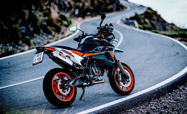 KTM 890 SMT – malý velký návrat