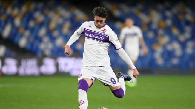 Manchester City and Arsenal target Dusan Vlahovic handed transfer ultimatum