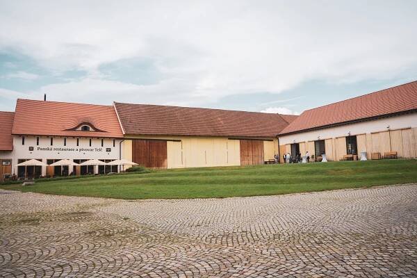 Lucie Havlíčková - Tereza a Tobias 🤍 Panský dvůr Telč