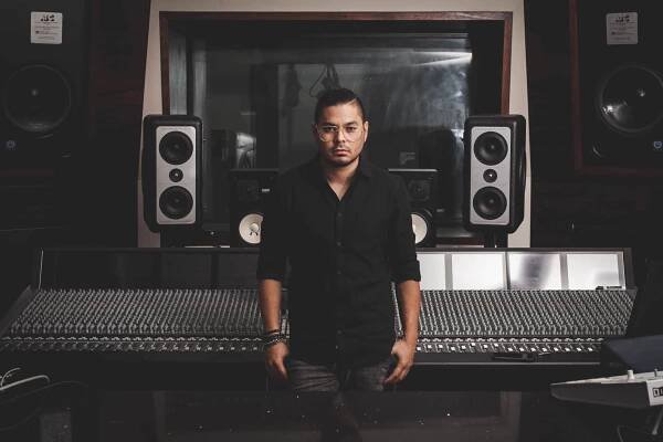 Artists - Icon Pro Audio