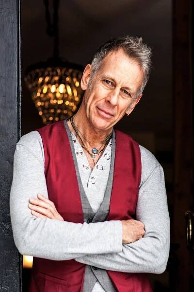 Joe-Locke_2015_FA-portrait_by_John-Abbott.jpg