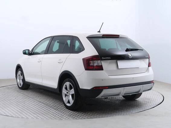 Škoda Rapid Spaceback, 2016 - pohled č. 5
