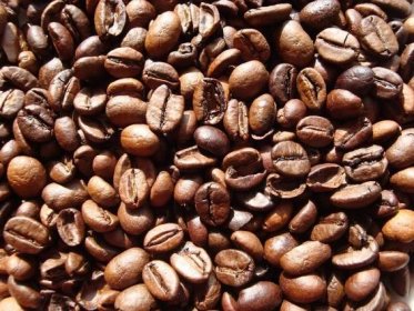TOP 7: Nejlepší zrnková káva do kávovaru - Nejlepší rady
