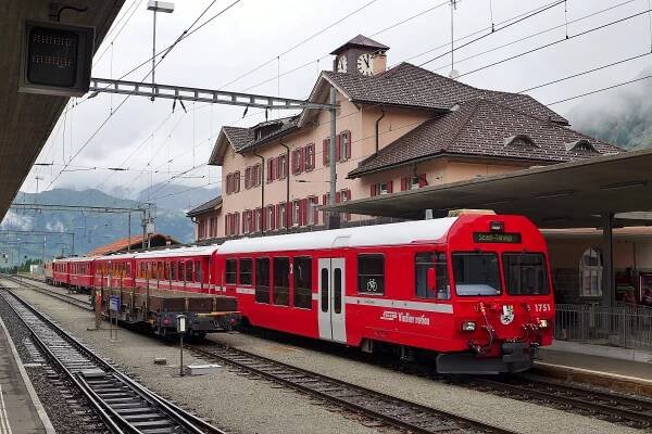 Železniční trať Samedan–Pontresina
