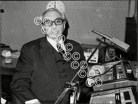 40357868-Lord George-Brown commentating on the news at Capital Radio. George Brown, (2 September 1914? 2 June 1985) was a British Labour politician.. REXSCANPIX. DMGTCHPDPICT000321840978 EL5470388