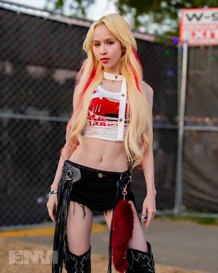 4EVE Brings the T-pop Heat to Head In The Clouds LA - EnVi Media