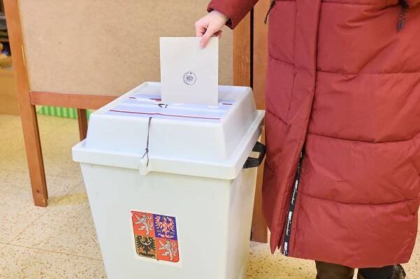 Korespondenční volba do Sněmovny: Odpovědi na nejdůležitější otázky a termíny