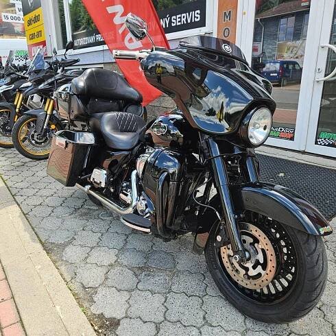 Harley-Davidson FLHTCU Electra Glide Ultra Classic, padací rám,audio systém