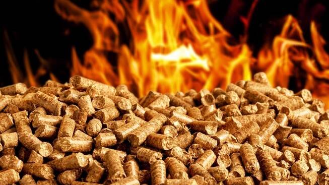 Od roku 2040 žádné topení dřevem? Zákaz topení uhlím je na spadnutí, dřevo zatím v nedohlednu | arecenze