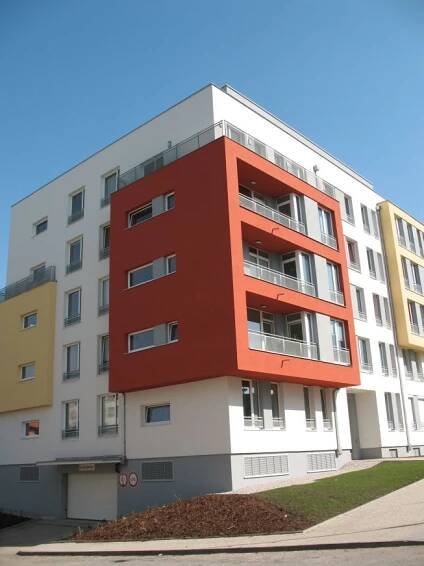 Fasáda novostavby Velká Ohrada