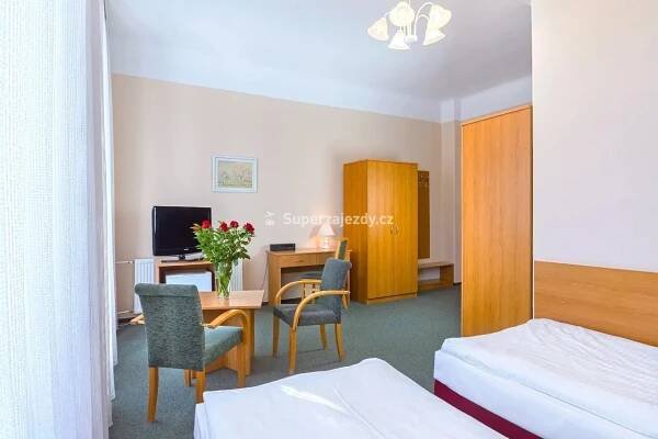 LÁZEŇSKÝ HOTEL ROYAL FRANTIŠKOVY LÁZNĚ - Česká Republika - Západočeské lázně - Františkovy Lázně | Superzajezdy.cz