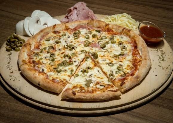 Naše nabídka – Pizza Express Hradec Králové – rozvoz pizzy zdarma