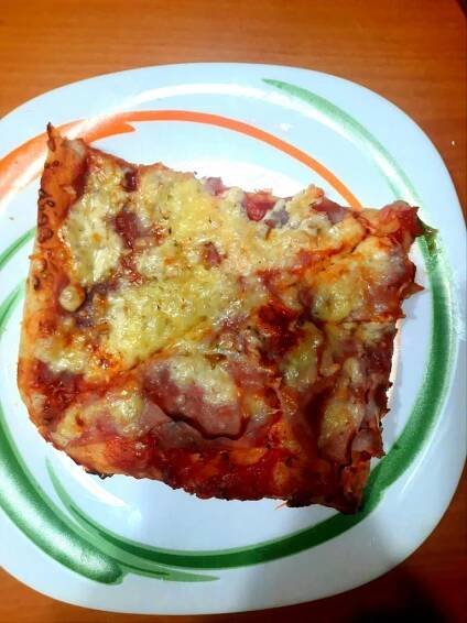 Pizza voní z 8.A - Oficiální stránky základní škola Čechtice