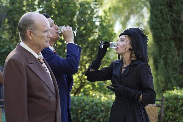 Agent Carter - Monsters - Z filmu - Kurtwood Smith, Wynn Everett