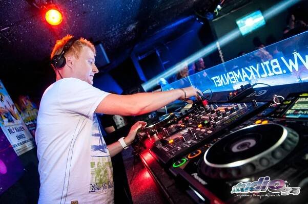 DJ ENRICO - STUDIO 54 PRAGUE .:. Galerie / Studio 54 Night - Bílý Kámen (4.7.2014)