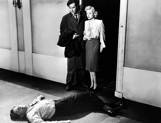 MINISTRY OF FEAR, Carl Esmond, Ray Milland, Marjorie Reynolds, 1944