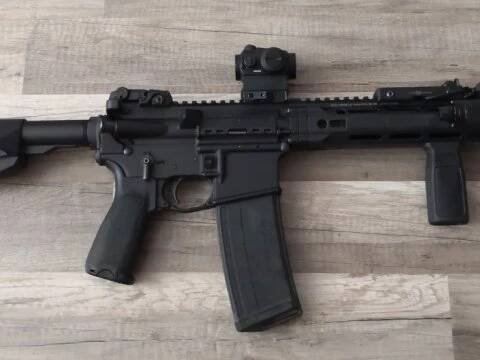 Daniel Defense V7S (Bazar zbraní - Puška) - ZBRANĚ.cz
