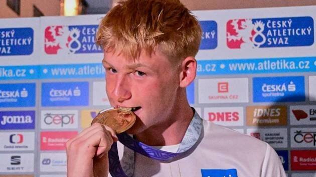Tomas Järvinen vymění v hale víceboj za čtyřstovku. Důvodem bylo natržené tříslo