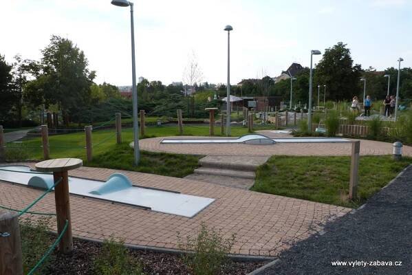 Minigolf – Areál volného času Gutovka, Praha 10 – Strašnice