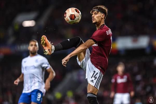 S Rangers nerozhodně | sparta.cz