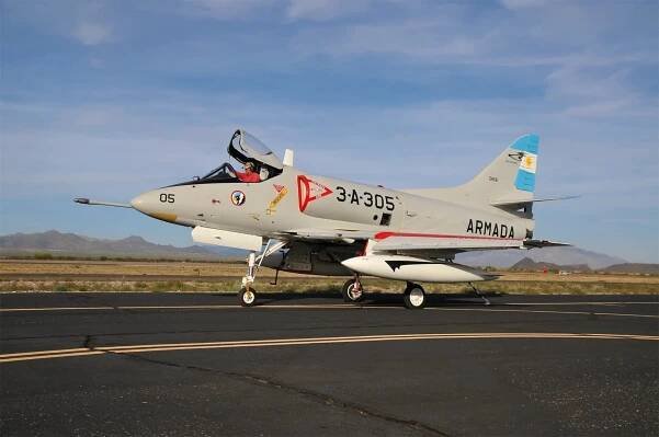 1960 Douglas A4C Skyhawk | Versatile Military Aircraft