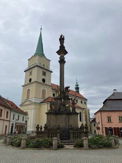 Mariánský sloup - Rokycany - Architektonické památky - Architektonické doplňky - plastiky, kašny, pomníky ... - Česká republika