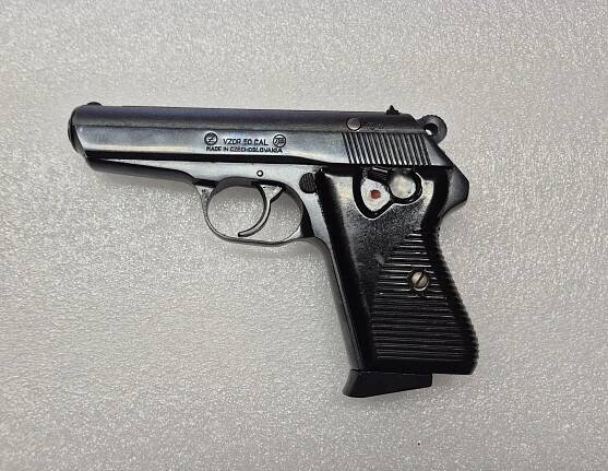 Samonabíjecí pistole ČZ 50 ráže 7.65 Browning - KOMISE - Ráj Lovu