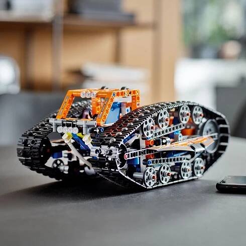 LEGO® Technic 42140 Multivozidlo na dálkové ovládání
