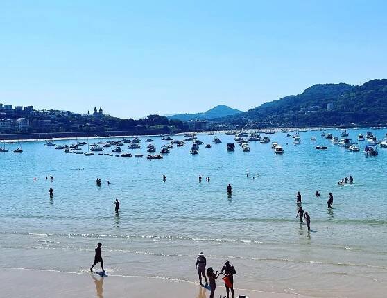 PENSION BALERDI - Prices & Reviews (Donostia - San Sebastian, Spain)