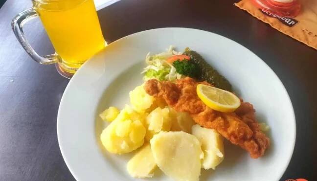 Restaurace U Zlateho Hroznu Jidlo A Piti - Rakovník I