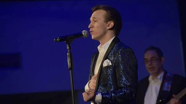Nikolas Put představil dvouhodinový průřez tvorbou Karla Gotta