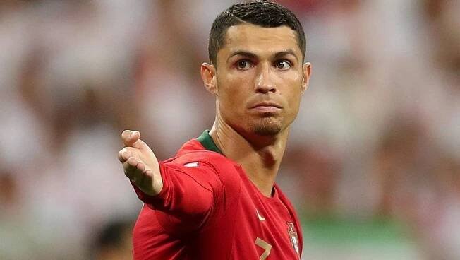 Írán - Portugalsko 1:1, Favorit se klepal! Portugalsko remizovalo s Íránem a v osmifinále ho čeká Uruguay - Sport.cz