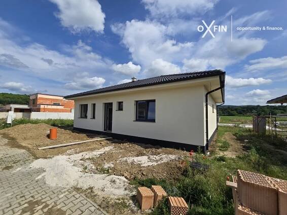4-izbový BUNGALOV-Moravany nad Váhom DOLINKY s pozemkom 540 m2 | Oxfin Reality