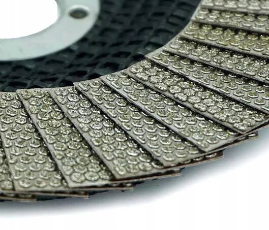DIAMANTOVÝ KOTOUČ LISTOVÝ NA GRES LAMELOVÝ BRUSNÝ KOTOUČ 125mm gradace 100 Kód výrobce P00831