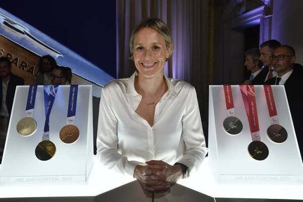 Organizátori zimných olympijských hier 2026 predstavili dizajn medailí