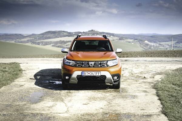 TEST: Dacia Duster Prestige 1.3 TCE 150k EDC - dušou dobrodruh - Medziplyn