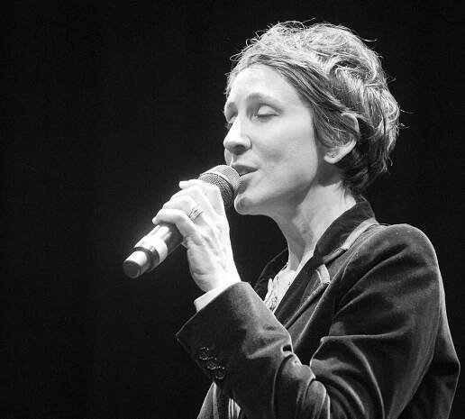 Pěnice a pěníci aneb Jazz a jeho odnože zpoza mikrofonů 4: Stacey - kulturní magazín Uni