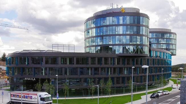 V areálu bývalé továrny Walter Motors roste městská čtvrť za pět miliard