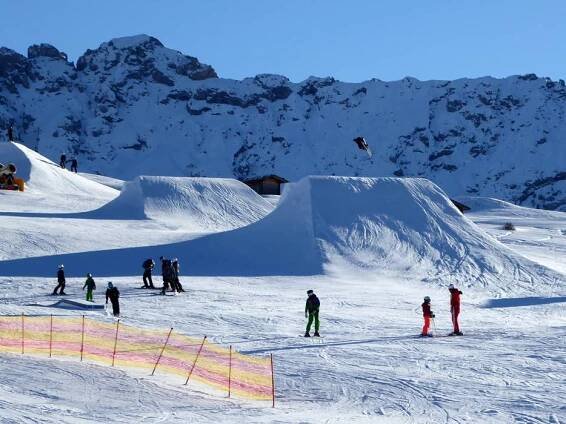 Snow park Alpe di Siusi (Seiser Alm) - terrain park Alpe di Siusi (Seiser Alm)