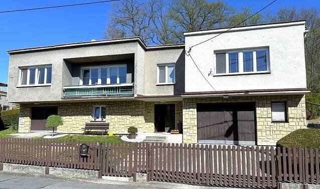 Prodej dvojdomu, Ostrava - Hošťálkovice, ul. Lipka, 2 byty. užitná plocha 524 m2, pozemek 2.919 m2 | Reality.iDNES.cz 