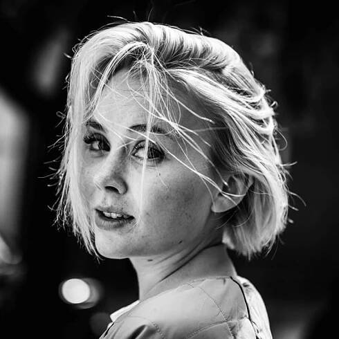 Dagny Backer Johnsen (Yohana)