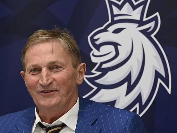 NHL | Voráček otevřeně: O Hadamczikově kravině, Ovečkinovi s Putinem i o výhrůžkách ruským spoluhráčům - Sport.cz